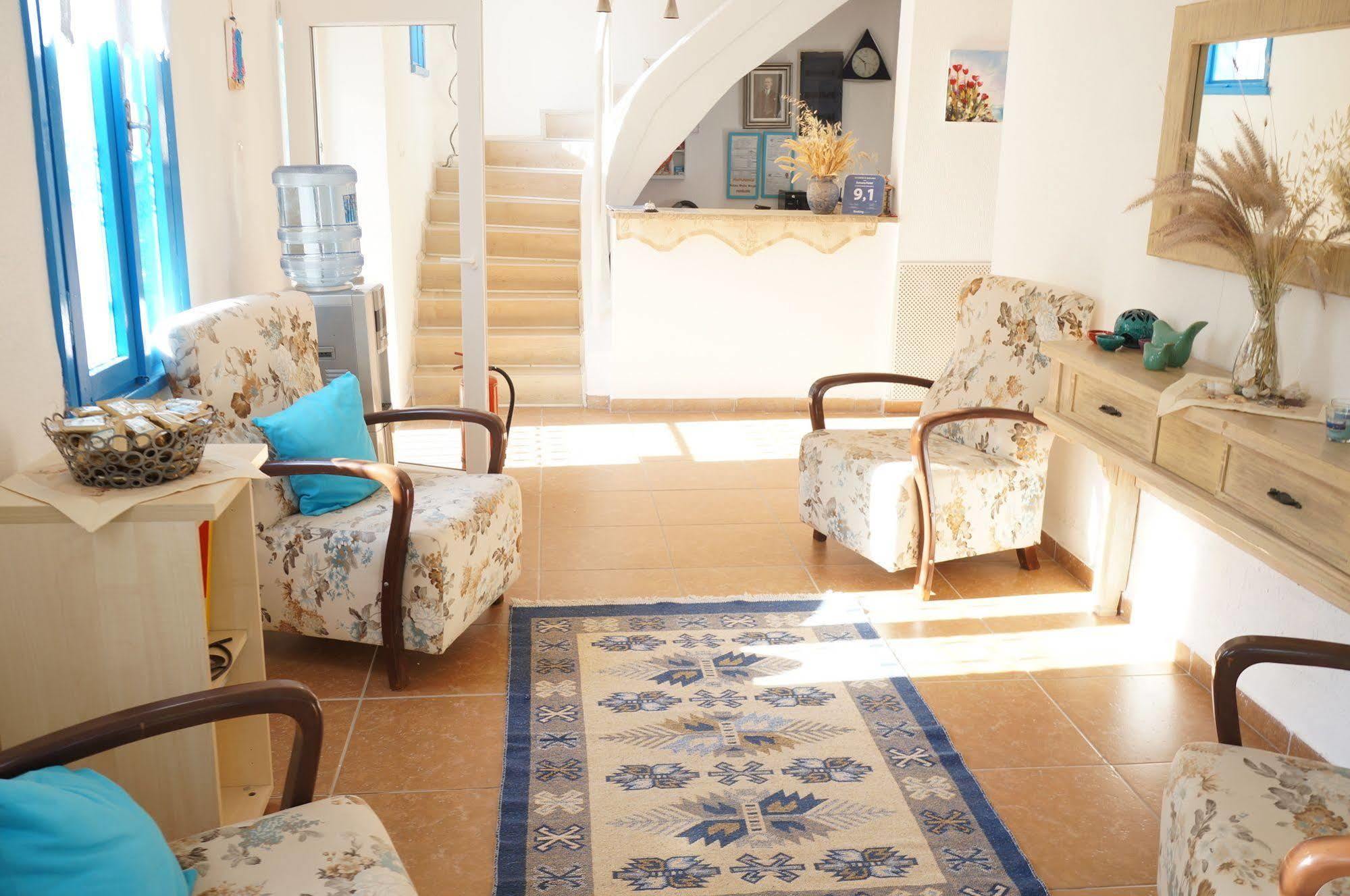 Esmana Hotel Бітез Екстер'єр фото